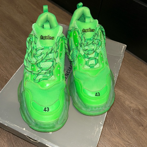 neon green balenciaga triple s - Picture 4 of 7
